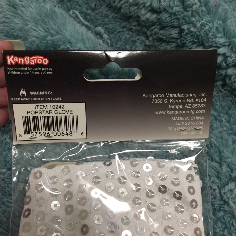Single costume white silver sequin costume glove - Picture 10 of 12